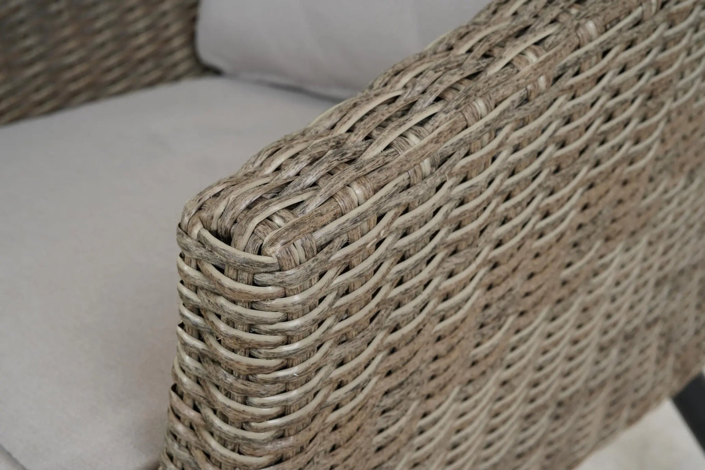 All-aluminum Rattan Table and Chair Set - Image #8