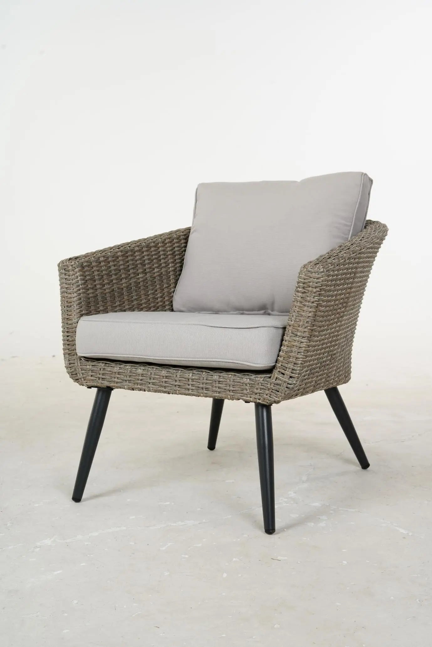 All-aluminum Rattan Table and Chair Set - Image #19