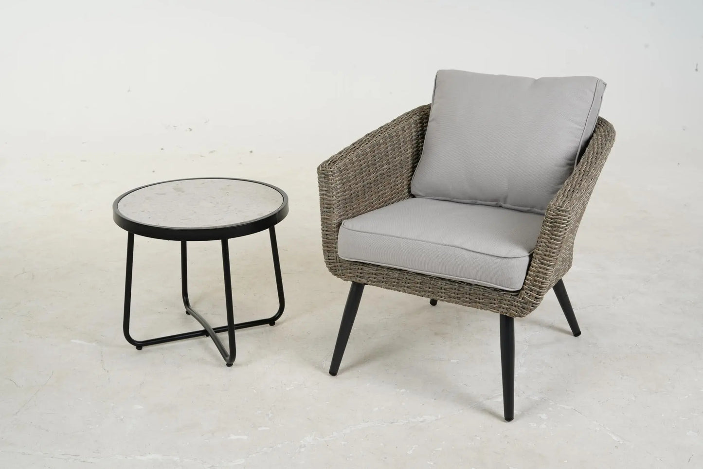 All-aluminum Rattan Table and Chair Set - Image #10