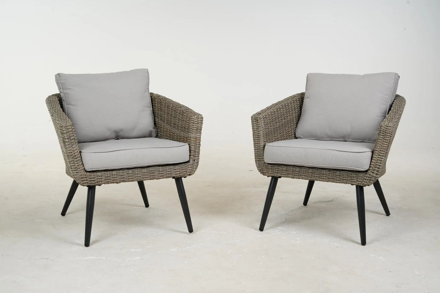 All-aluminum Rattan Table and Chair Set - Image #12